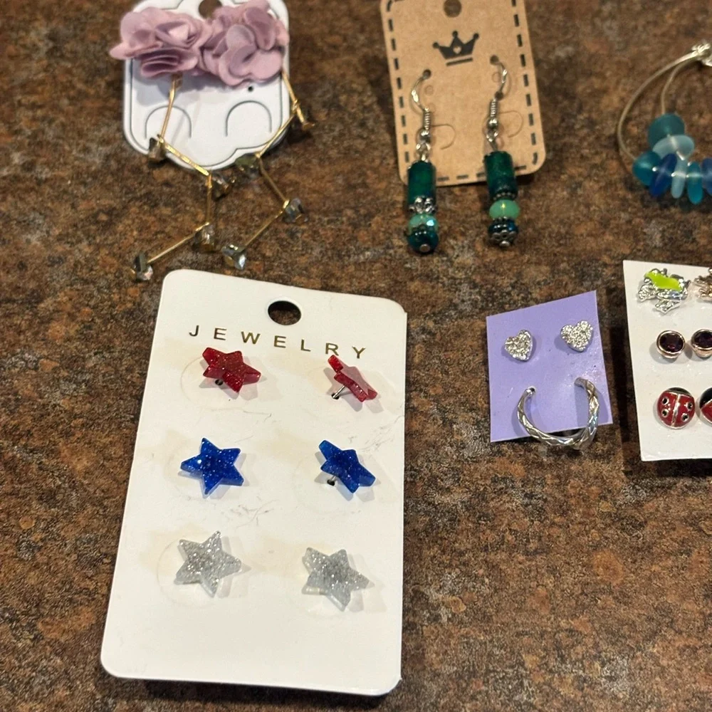 Colorful Earring Set bundle - Picture 7 of 9